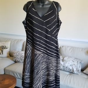 Dress Barn Black & Beige Dress